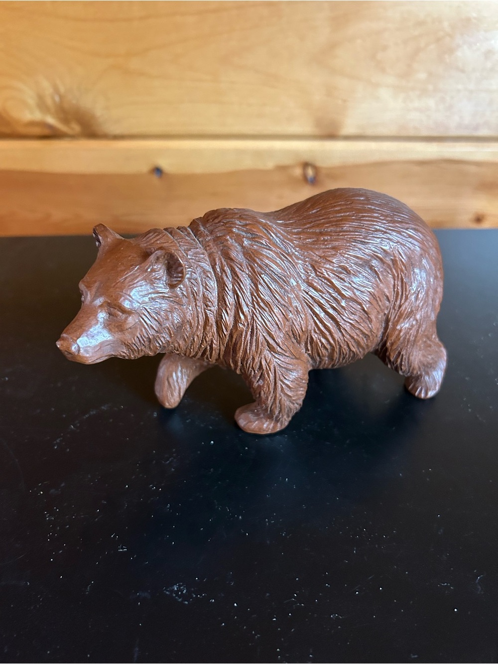 Red Mill Manufacturing Brown Resin Bear 🐻Figurine - Decorative Home Accent